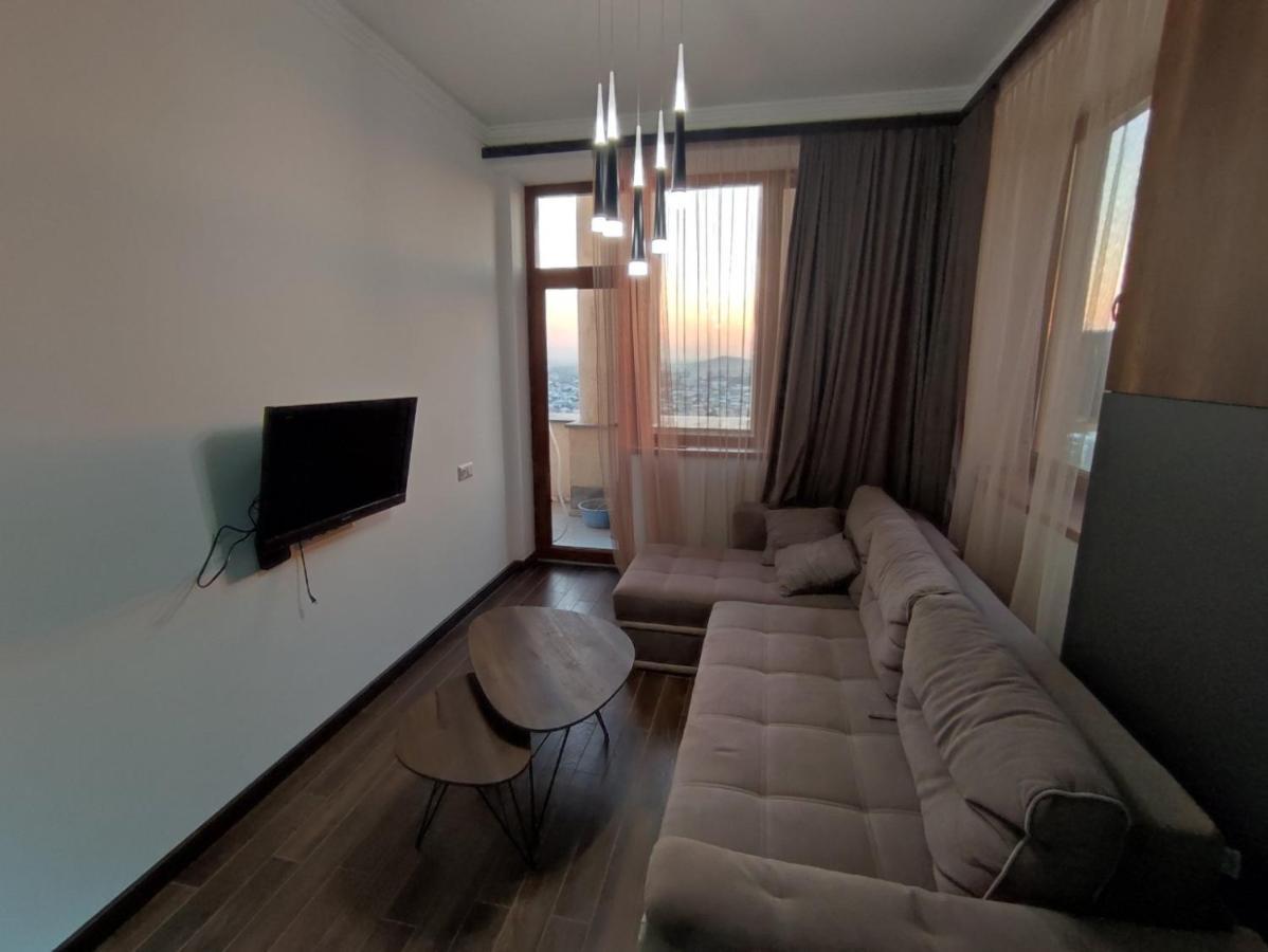Mountain View Apartment Erevan Exterior foto